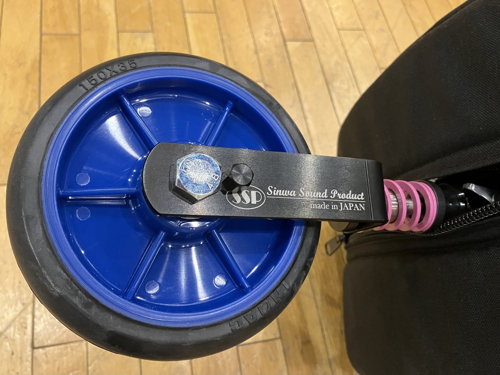 seyasuyuki's tweet photo. シゲルさんのリクエストにより開発された、軸がくるくる回ってしまわない機構搭載(ソケット要施工)のBass Wheel 素敵やん！ホイール派の皆さま、要チェックや！ https://t.co/2TnfK24Q8F