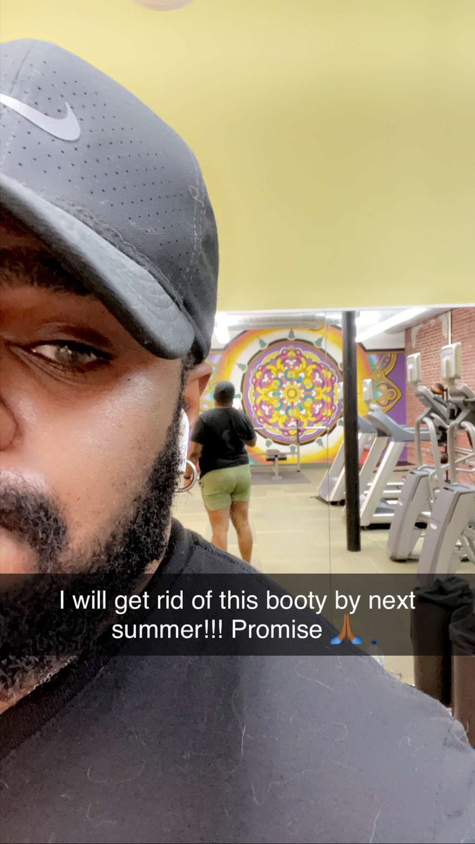 TheFowlGang™ tweet media