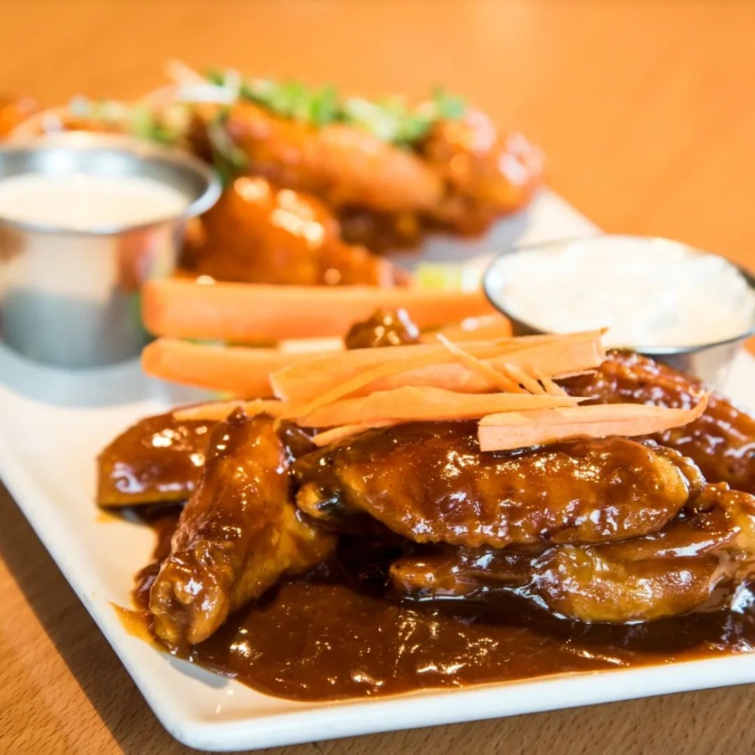 Pajaritobrewpub's tweet photo. Satisfying your wing craving is easy here at #Pajarito. Which of our sauces do you like best? https://t.co/ZVTSRKSreu