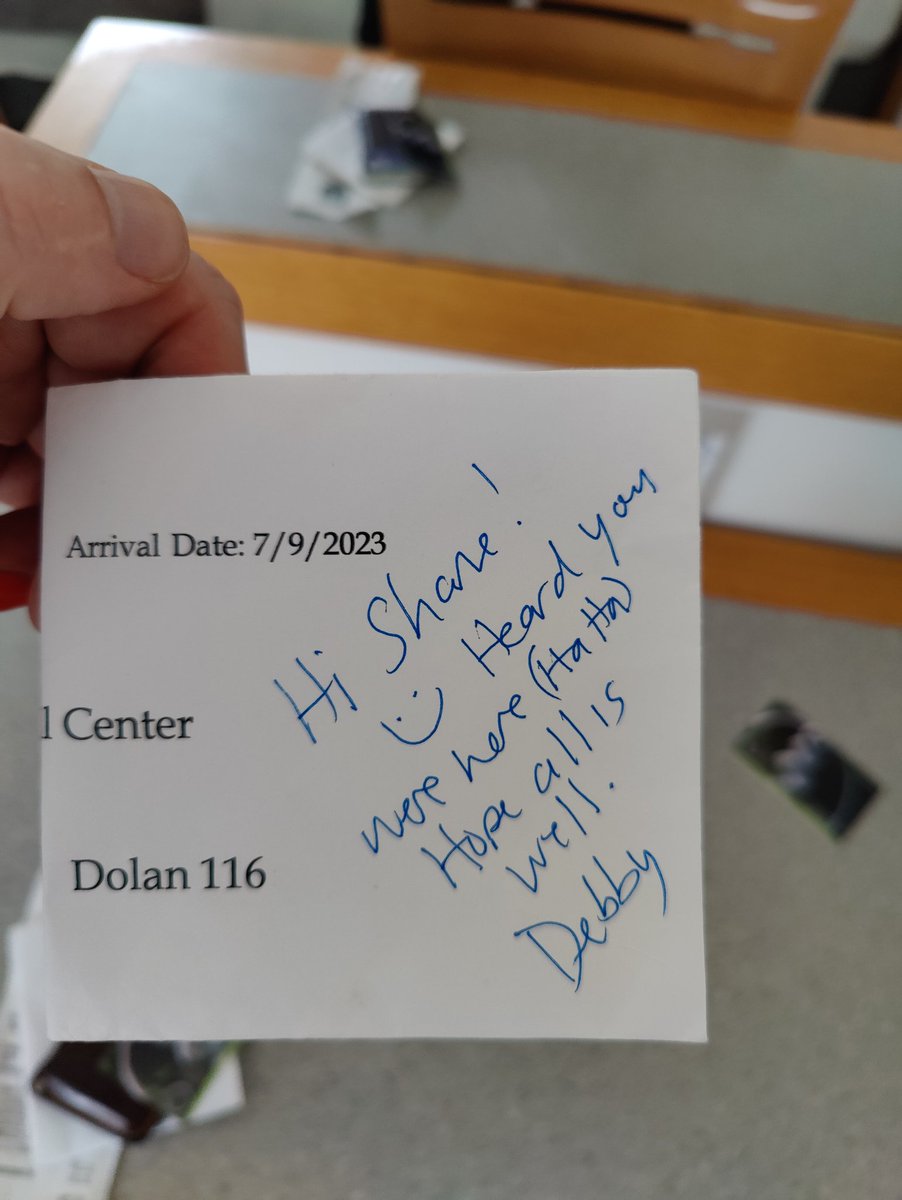 LiddelowSA's tweet photo. Always fun to chat with friends old and new at @CSHL #ATMN... even when it's just by leaving notes in the rooms as you leave! https://t.co/TRaHGFq8VZ