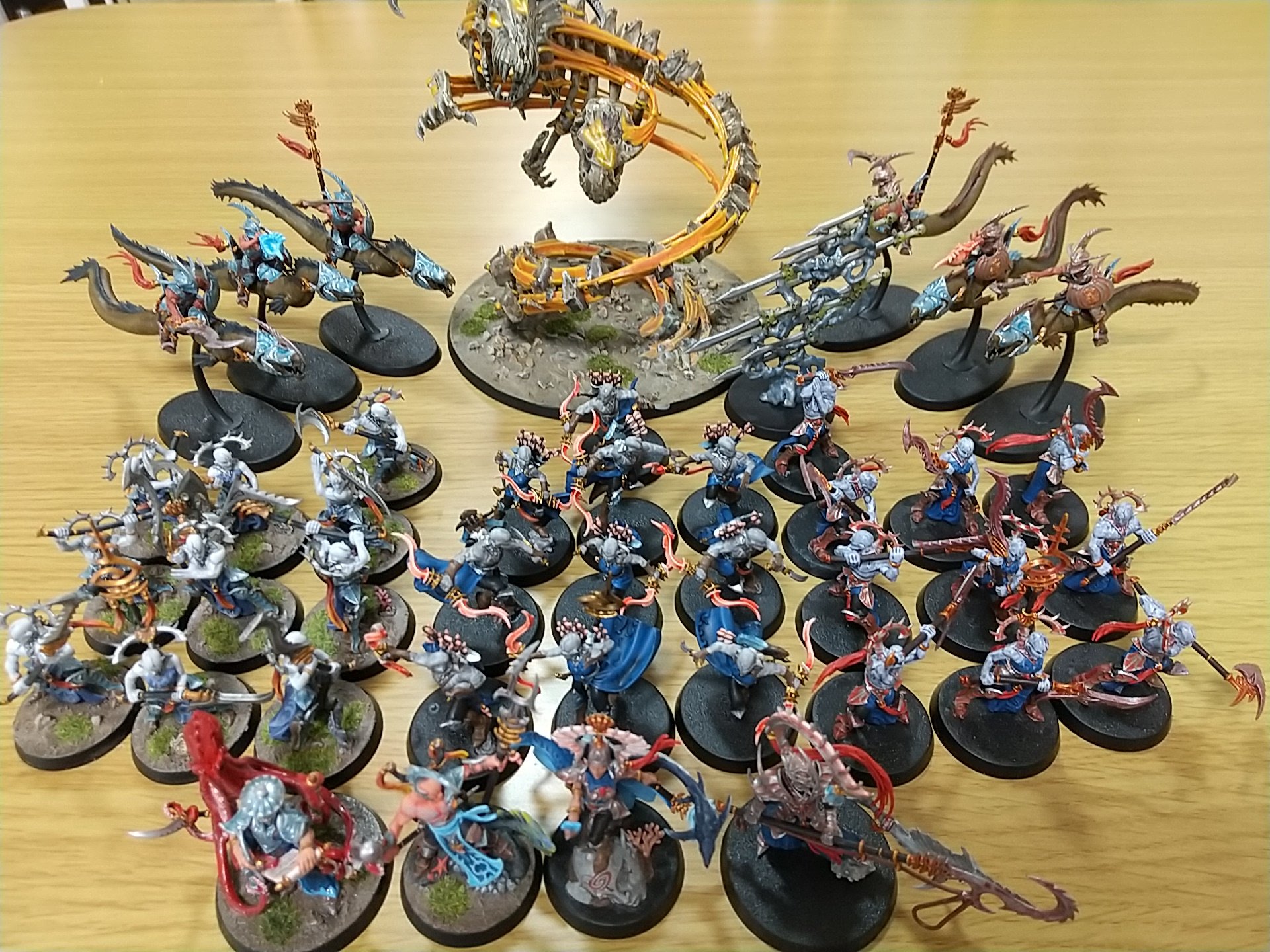 最新な ウォーハンマー40K リヴァイアサン ティラニッド側 おもちゃ