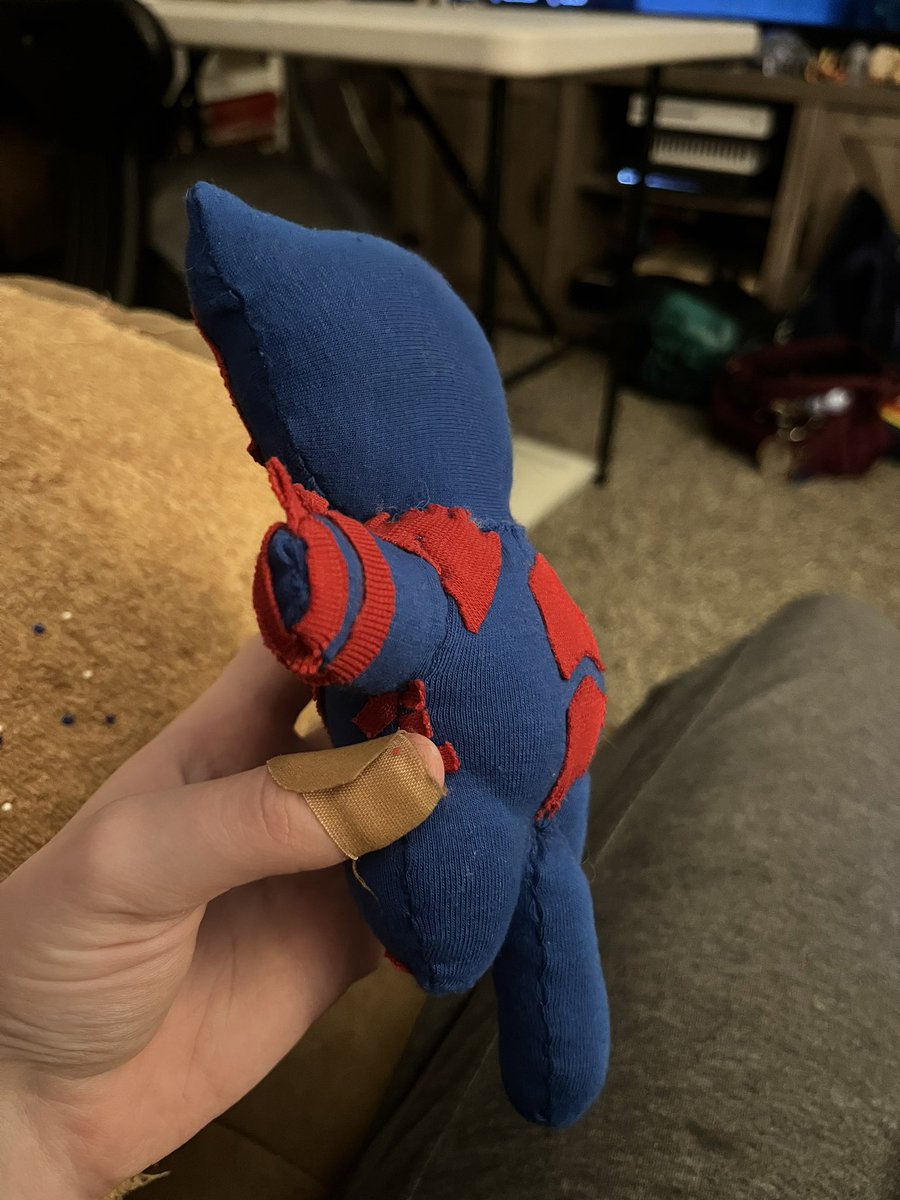 nerdyhjarta's tweet photo. Meowguel ver. 2
Based off a awesome concept by @fairyylatte 
.
#AcrossTheSpiderVerse #atsv #miguelohara https://t.co/A6huwB6rbm