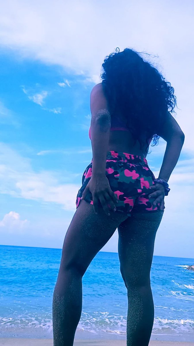 BunnyMilenca's tweet photo. Suscríbete papi rico contenidos y videos xxx descuento suscripción solo este mes https://t.co/mfM3XseL4r te espero papi https://t.co/qkzs6VAafA