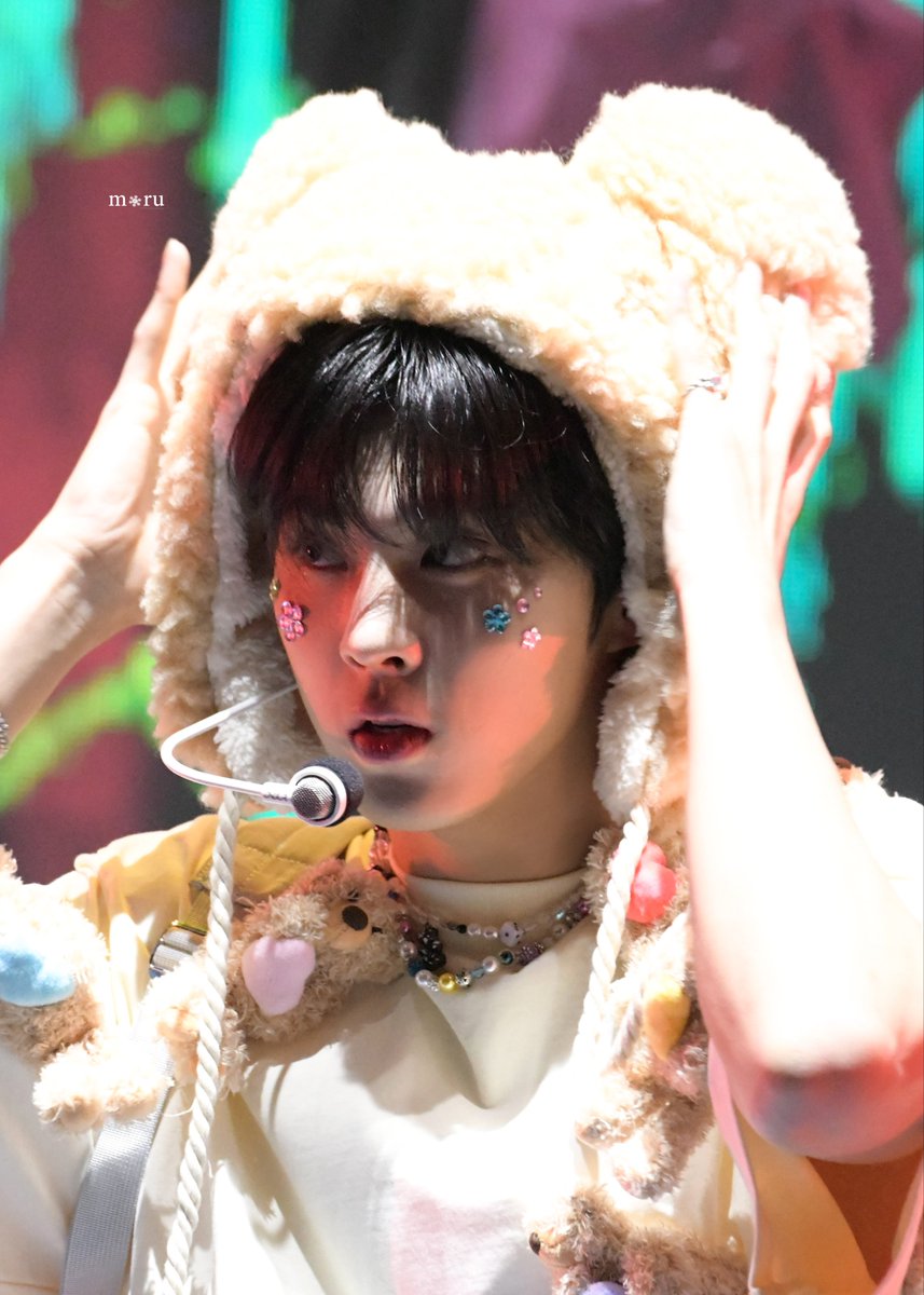 𝐦❄︎𝐫𝐮 tweet media