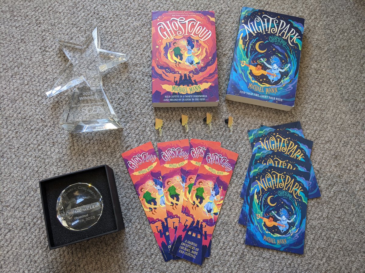 🏆Book giveaway!🏆 To celebrate #Ghostcloud's double award win last month I'm giving away this trove of goodies! To enter just RT + follow. UK only. Winners picked 20th July. Trophies not included... #giveaways #books #edutwitter