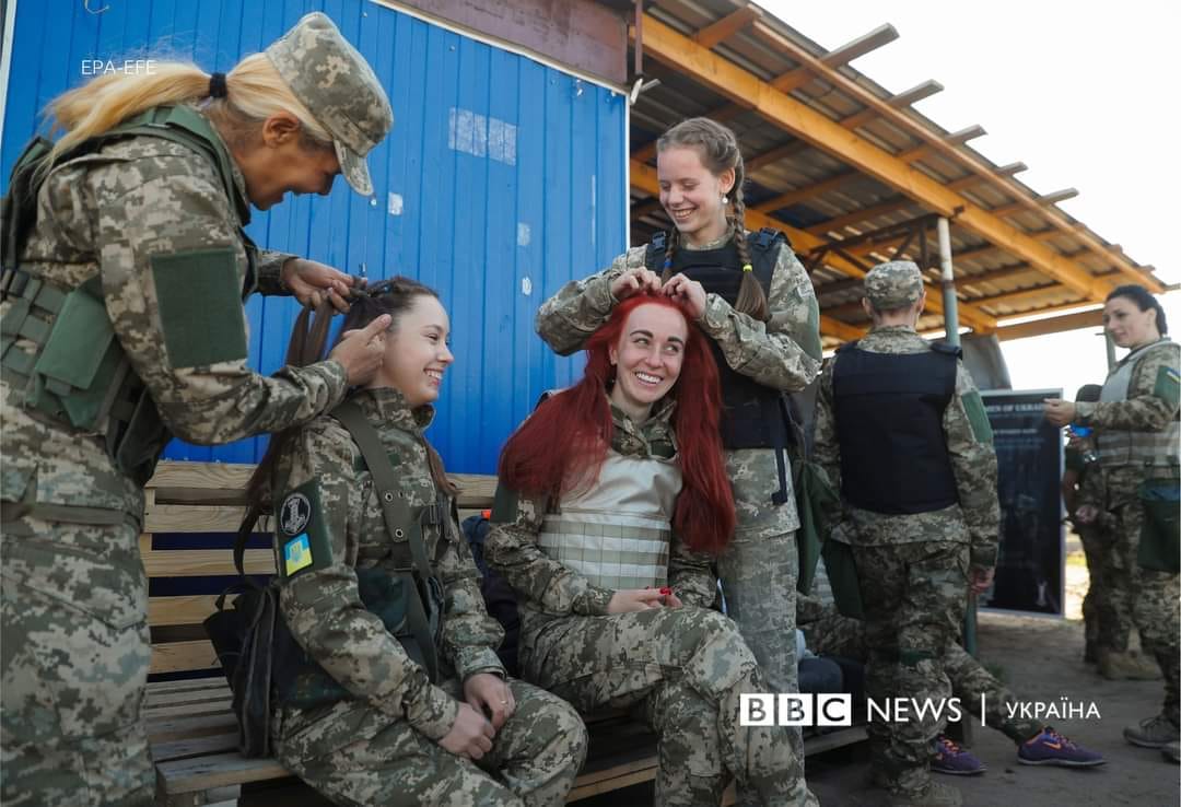 Ukraine Territorial Defense Forces on Twitter "Just remember that about 60,000 women serve in