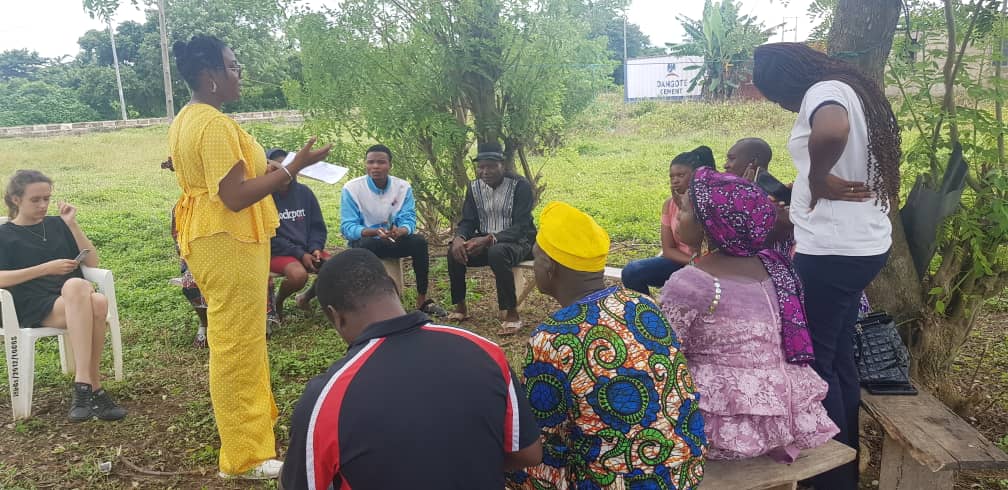 Kidsandteensngo's tweet image. K&amp;amp;TRC had an entry FGD (Focused Group Discussion) at Araromi-Owode Community on the GF-C19/RM ATM project.  The meeting focused on various concerns related to the treatment procedures for HIV/AIDS, Tuberculosis, and Malaria (ATM) services. 

@NACANigeria @GlobalFund 
 #atmproject