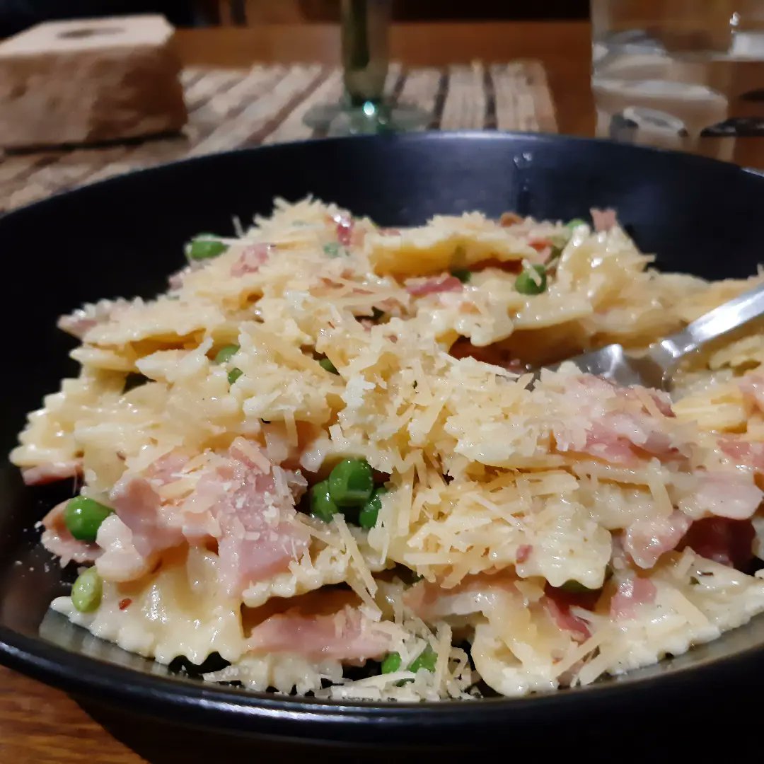 EmjayMj2's tweet photo. Back in the game. ๐ช๐ป๐ช๐ป #makingdinner ๐ค https://t.co/m5kMmsi9d9