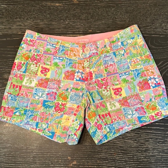 J09544994's tweet photo. So good I had to share! Check out all the items I'm loving on @Poshmarkapp #poshmark #fashion #style #shopmycloset #newbalance #lillypulitzer #fabletics: https://t.co/yRWH7fF9VO https://t.co/6pibFyvAdG