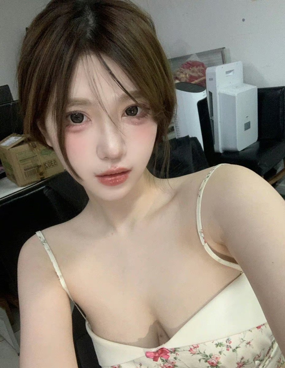 在床上想让我怎么叫，都听你的 https://t.co/439BrELoGX