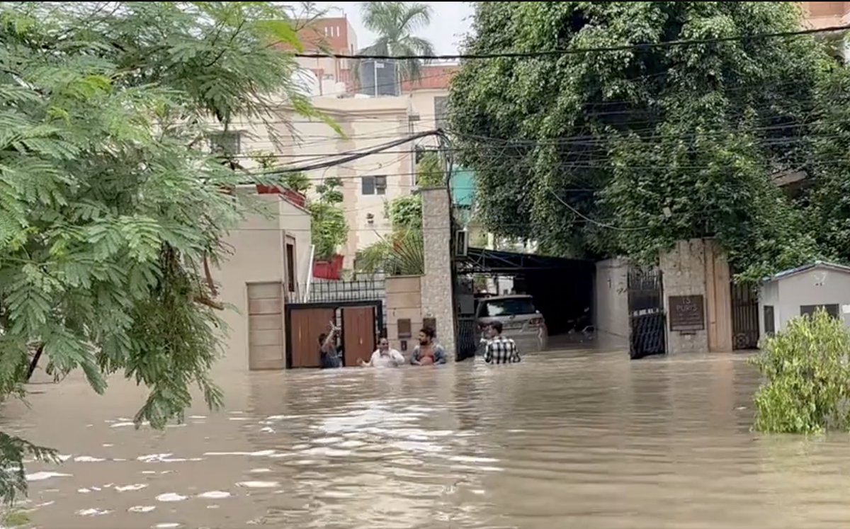 Akshat_World's tweet photo. When you see such images of people drowning due to poor infrastructure, you really need to ask: where is your tax money going? 

Poor infrastructure is plaguing almost all major cities: Delhi, Bengaluru, Mumbai, Gurugram, you name it! 

There should be an impact assessment of taxes paid. We celebrate too quickly that 1000s of Kms of highways are getting built. 

But, what's the point if the already built existing infrastructure itself can't be protected.