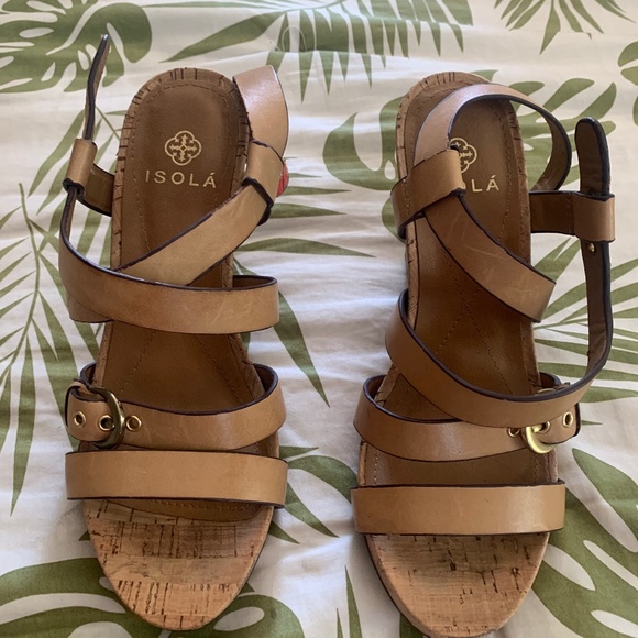So good I had to share! Check out all the items I'm loving on <a href="/Poshmarkapp/">Poshmark</a> #poshmark #fashion #style #shopmycloset #isola: posh.mk/ccRSfhLBoBb