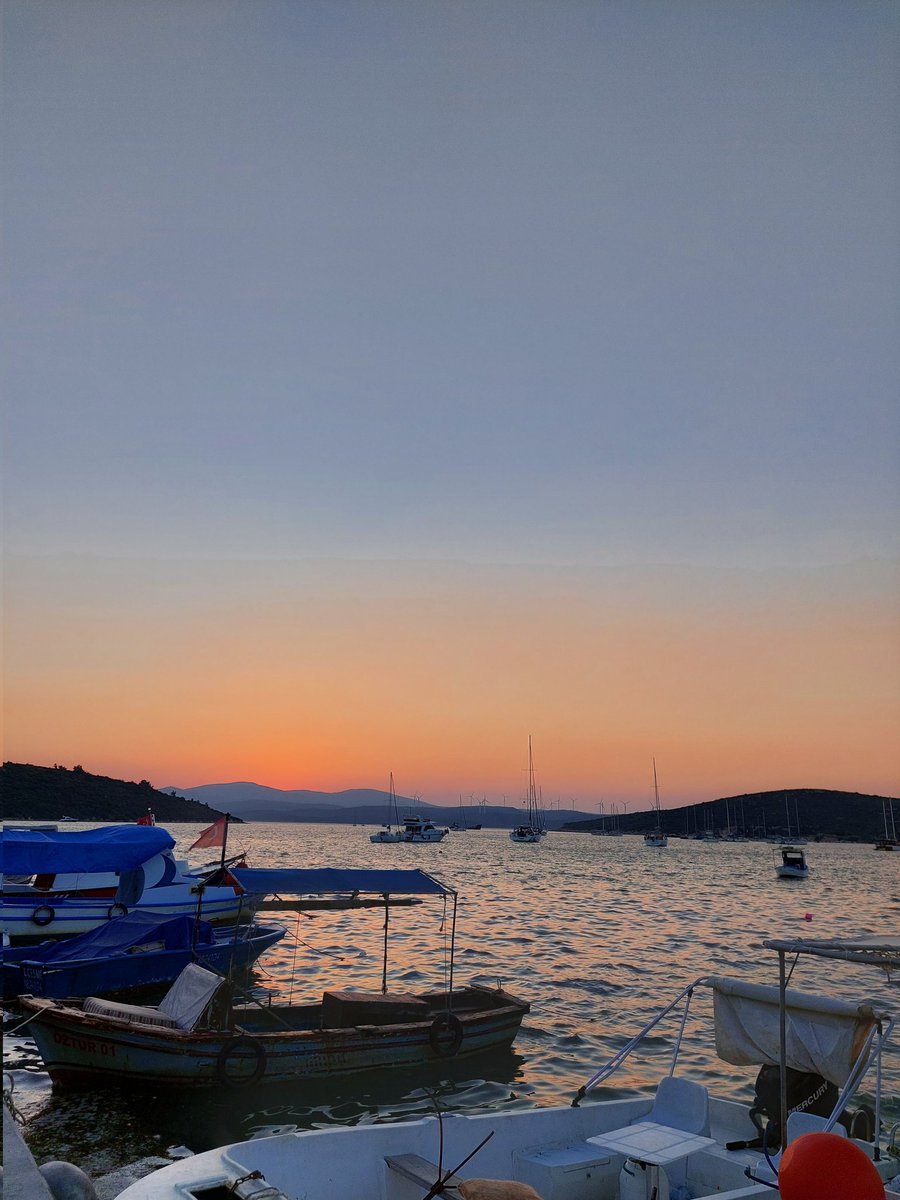 kubraael's tweet photo. @KeremOktenMeteo Seferihisar sığacık https://t.co/4x8gvijaQ6