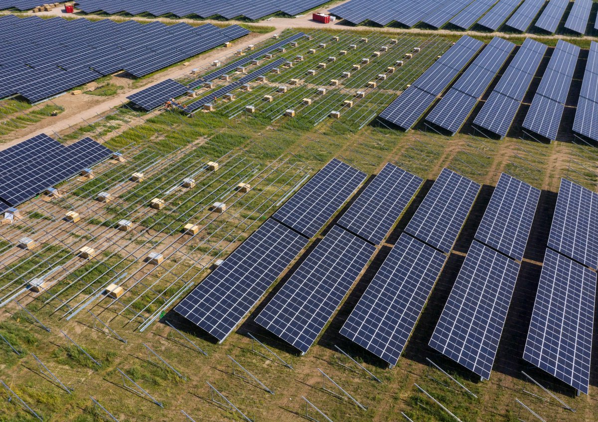 Onze brouwerij gaat gebruik maken van lokaal opgewekte zonne-energie voor de productie van onze bieren. Samen op weg naar een klimaatneutrale brouwerij! Meer weten? ap.lc/oNCQ1 #duurzaamkarakter #energietransitie #klimaatneutraal