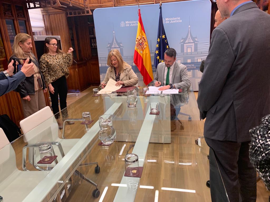 UPSJtwit's tweet photo. Nunca pudimos imaginar que tendríamos que enfrentarnos a cargos gubernamentales con tan poco apego a la palabra dada y a la honestidad y lealtad institucional que cabría presumirles https://t.co/t6xDSfNawM