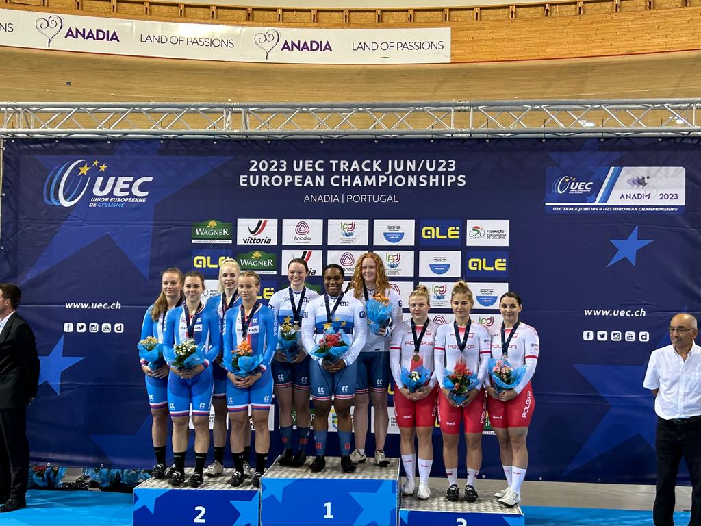 More medal success in Portugal 🙌 There were 4⃣ visits to the podium for British riders at the UEC Juniors and Under-23 European Track Championships last night, where the under-23 women's team sprint team of Rhian Edmunds, @MoirIona and Rhianna Parris-Smith claimed gold! 🥇