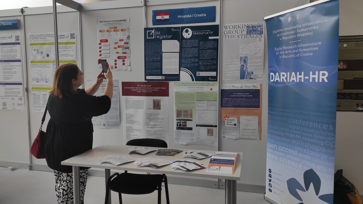 @DariahHr national coordinator @koraljkak showcased Croatian projects and activities at the Croatian embassy stand during @DH2023Graz. 🇭🇷🌍 A fantastic opportunity to highlight Croatia's contributions to the DH community! @DARIAHeu @SrceHr @TheatraliaWG @Drahomira_C @marijanazd