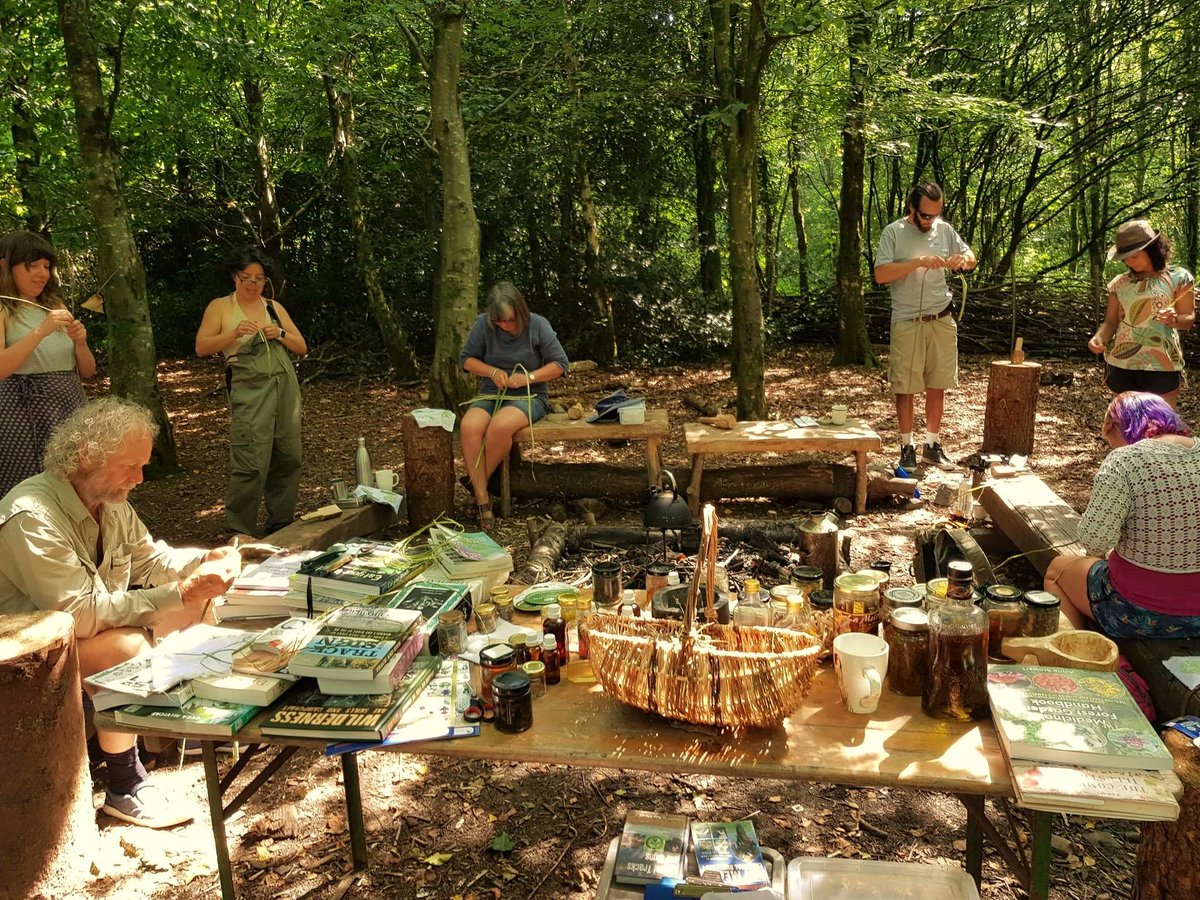 coed_net's tweet photo. Todays Business intro is- Knight-Fox, Wild About Learning - They teach Ethnobotany, Bushcraft, Wildlife Identification, Campfire Cooking, Green Woodwork, Tool Sharpening and much more! They are based at The Honey Farm Woods, New Quay; check out their page https://t.co/V94QHBPqUk https://t.co/tvjq64C8lo