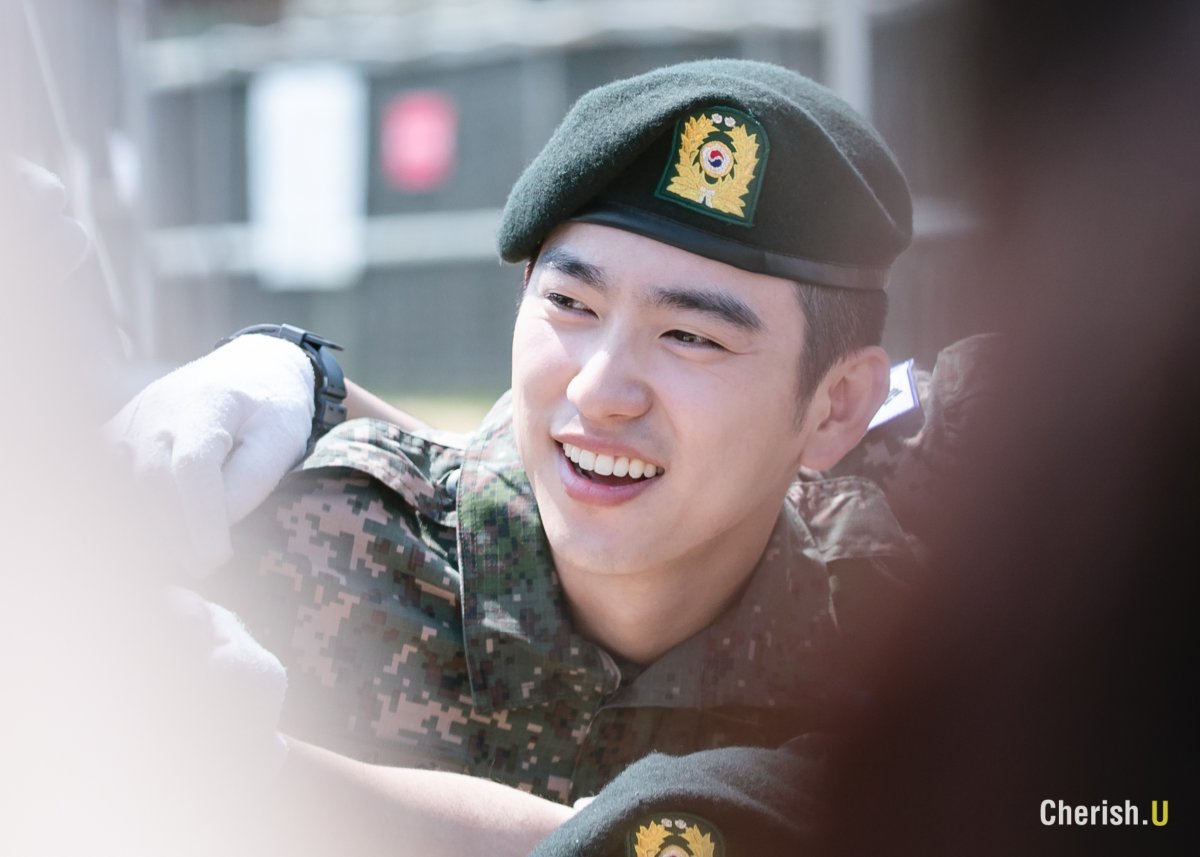 CherishU_sep22's tweet image. 230614 '이병 박진영' 훈련소 수료식

#진영 #박진영 #JINYOUNG