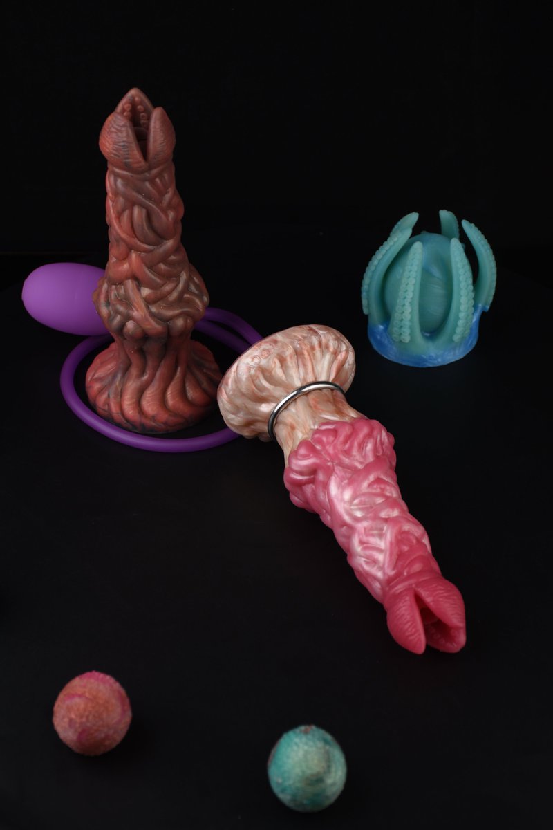 FaakToys's tweet photo. ✨YOCY new product, guess its usefulness😎#straight #str8 #bi #bait #wank #wanking #masturbate #masturbating #masturbation #dick https://t.co/FuTD59c5p8