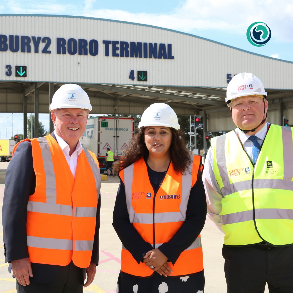 Lower Thames Crossing to become the first major UK infrastructure project to use hydrogen to power its heavy construction machinery. #ThamesFreeport #LowerThamesCrossing
Read more: nationalhighways.co.uk/our-roads/lowe…