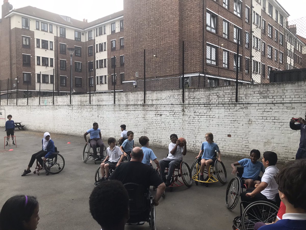 The fun for 6S keeps rolling on at the wheelchair basketball! <a href="/ShacklewellE8/">Shacklewell Primary</a> #NWFed