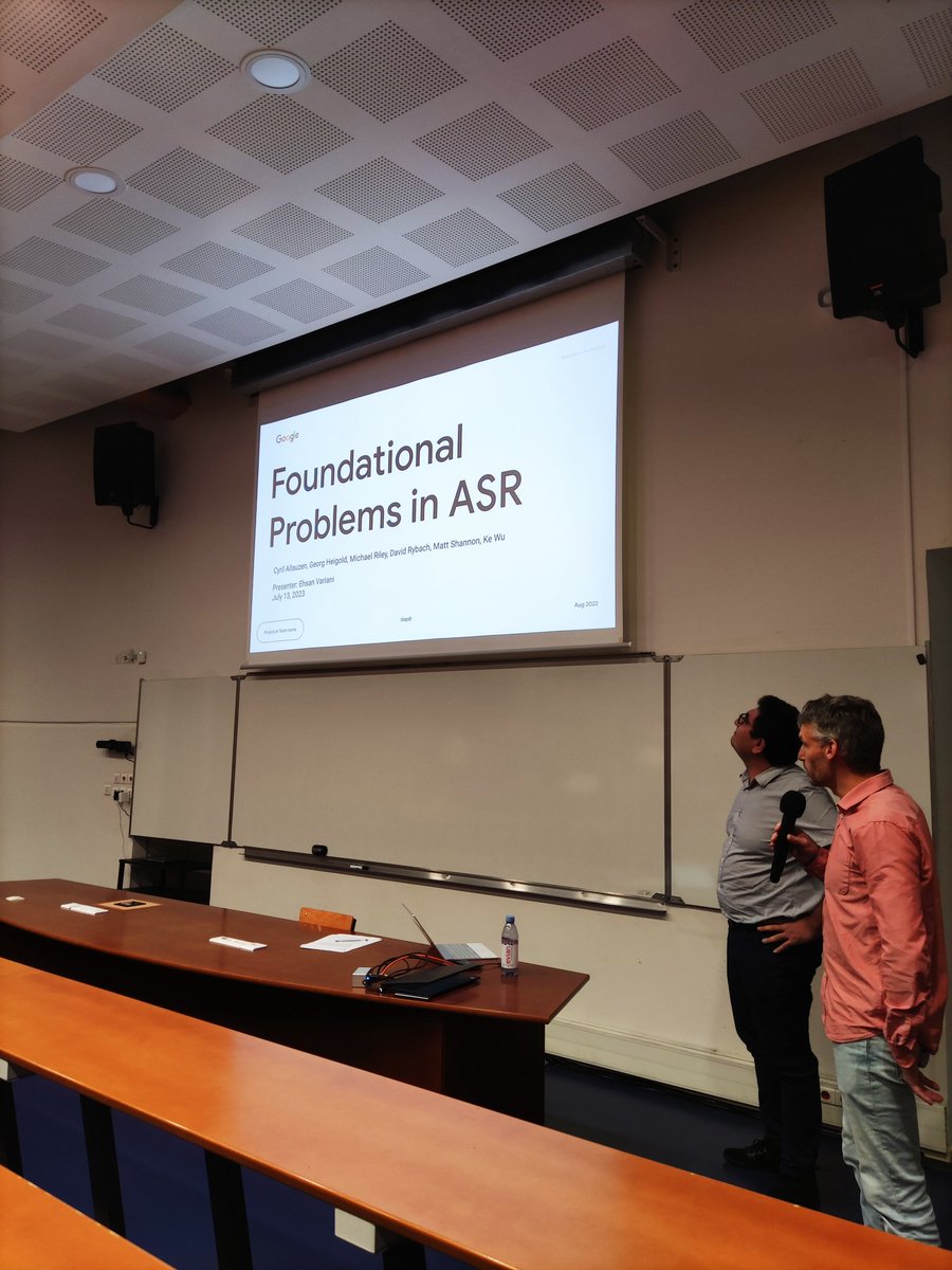 Umberto_Senpai's tweet photo. Happening now at #JSALT2023: Ehsan Variani is giving a talk on "Foundational Problems in ASR! https://t.co/flvhJbuGxZ