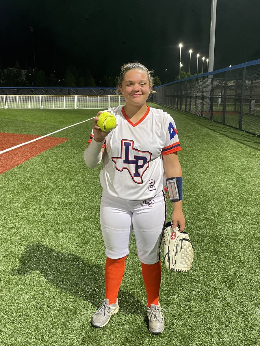 Baylie Walker ‘25 C - Bullard High School hit a 2 run home in to centerfield against Southern Force 18u National