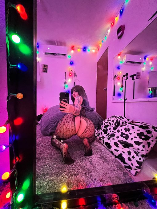 Buenas noches 💦 vienes a platicar a mi azul ⬇️ https://t.co/EfC3HjCwCB https://t.co/TdG3eBs3Fw