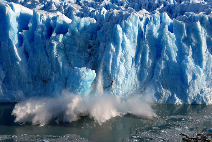 According to various estimates, the share of fresh water in the total amount of water on Earth is 2.5-3%.  About 69% of fresh water is in the form of ice.
#nft, #NFTCommunity, #nftart, #NFTSales, #Blockchain, #NFTGiveaway, #NFTartist, #NFTfantasy, #NFTCollection, #NFTProjects