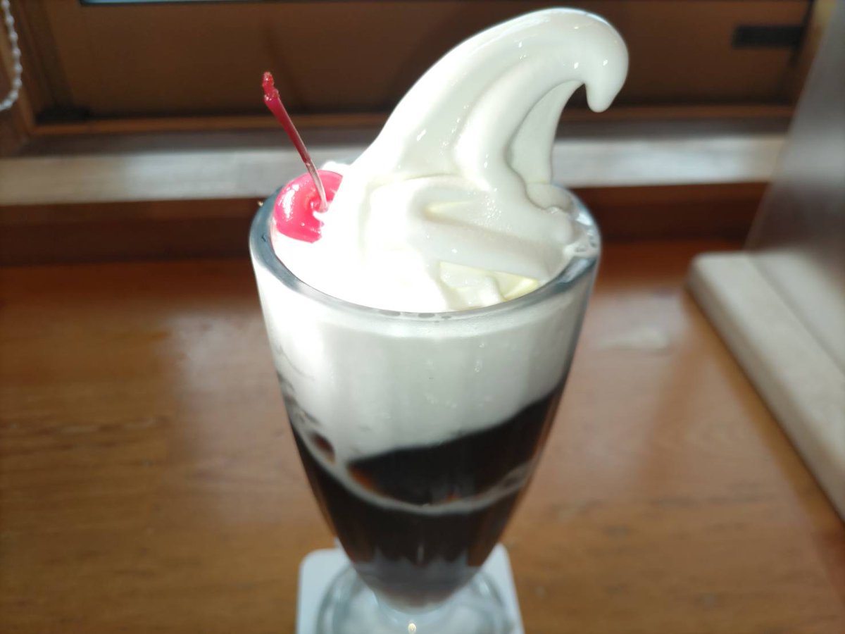 LogP_aitec's tweet image. 今日(7/14)はゼリーの日！
三色ゼリーを作ってみた♬

LOG POCKETを使って、美味しい思い出を美しく残そう
Amazon
amazon.co.jp/dp/B0BVTVY1J6
ふるさとチョイス
furusato-tax.jp/product/detail…
ふるぽ
furu-po.com/goods_detail.p…

#ゼリー #今日は何の日 
#logpocket
#ふるぽ #ふるさとチョイス #Aitecsystem