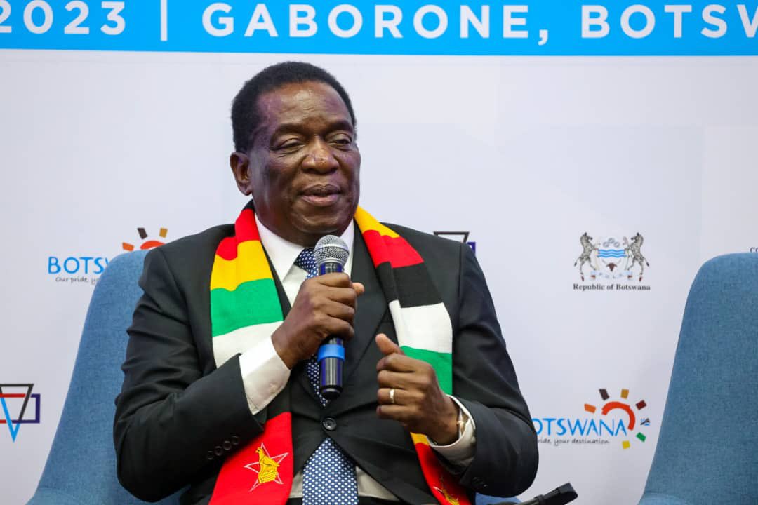 edmnangagwa's tweet photo. Yesterday, I joined fellow Heads of State and Government at the US-Africa Business Summit.
We are collaborating in key growth sectors like agriculture, finance, energy, health, infrastructure, ICT and creative industries. https://t.co/efcyfQov1X