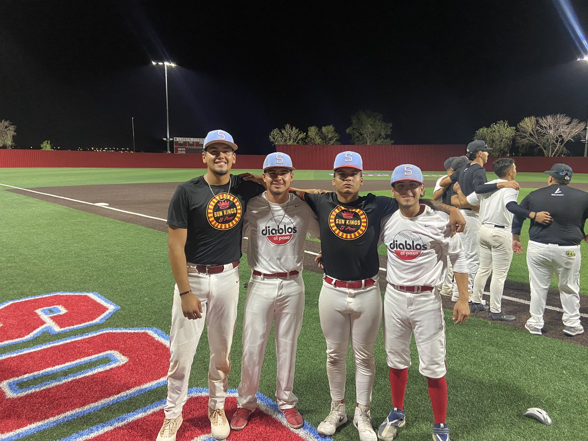 Senior showcase 23 in the books! Great showing! <a href="/Fchavezeptimes/">Felix Chavez</a> <a href="/SHSBaseball__/">Socorro High School Baseball⚾️</a> <a href="/JJcal43/">Jose Calderon</a> <a href="/WestTexKid/">Jose Juarez</a> thank you <a href="/BSNSPORTS/">BSN SPORTS</a> for all ur support!