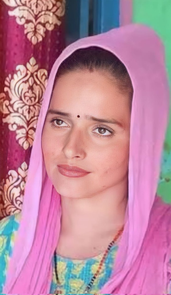 IArmyF's tweet photo. क्या सीमा हैदर को भारत की नागरिकता देनी चाहिए......???????Yes/No https://t.co/dWH3XNU4ei
