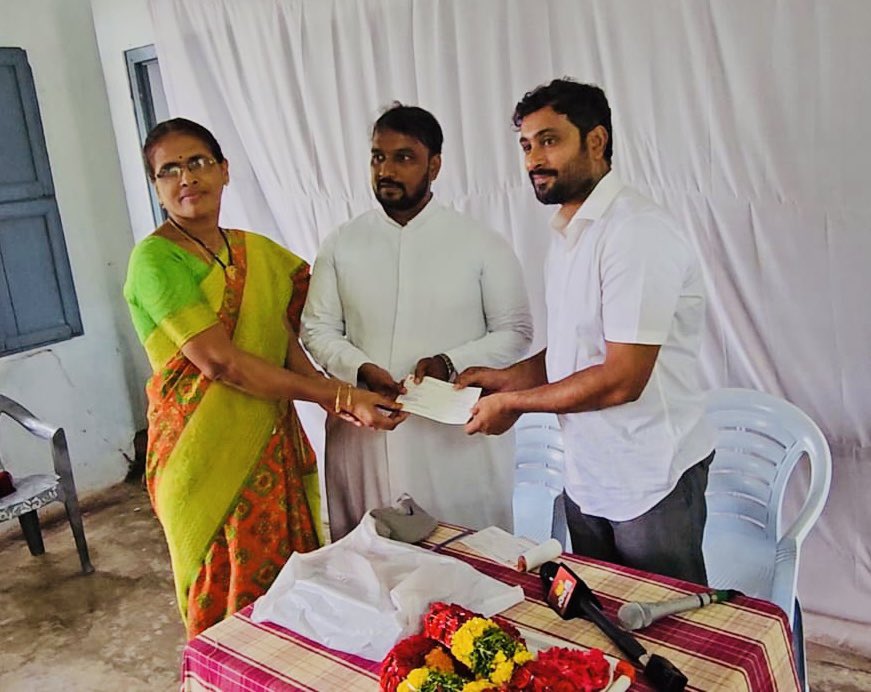 Donated a cheque of 5 lakhs to st xaviers high school in Mutluru for the development of the school. Also promised the refurbishment of the whole school building and the grounds. Playing my part in restoring the old glory of a very prestigious and a famous school.