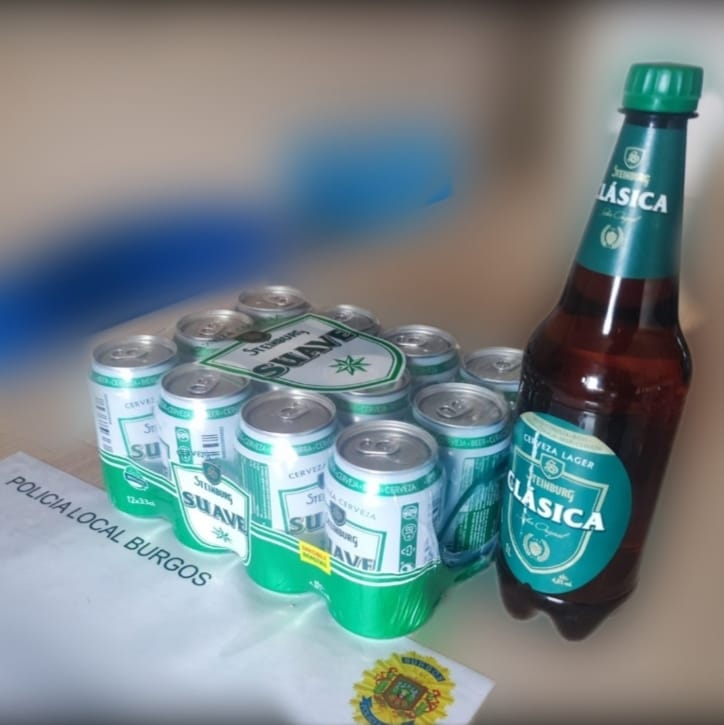 PoliciadeBurgos's tweet photo. A las 19:00 horas del miércoles 12 de julio, agentes de #UnidadDistritos detectaron a un joven de 15 años portando bebidas alcohólicas y manifestando su intención de consumirlas junto a un grupo de amigos.
⚠️El consumo de bebidas alcohólicas en edades tempranas es muy peligroso⚠️ https://t.co/iJ5SiGNywK