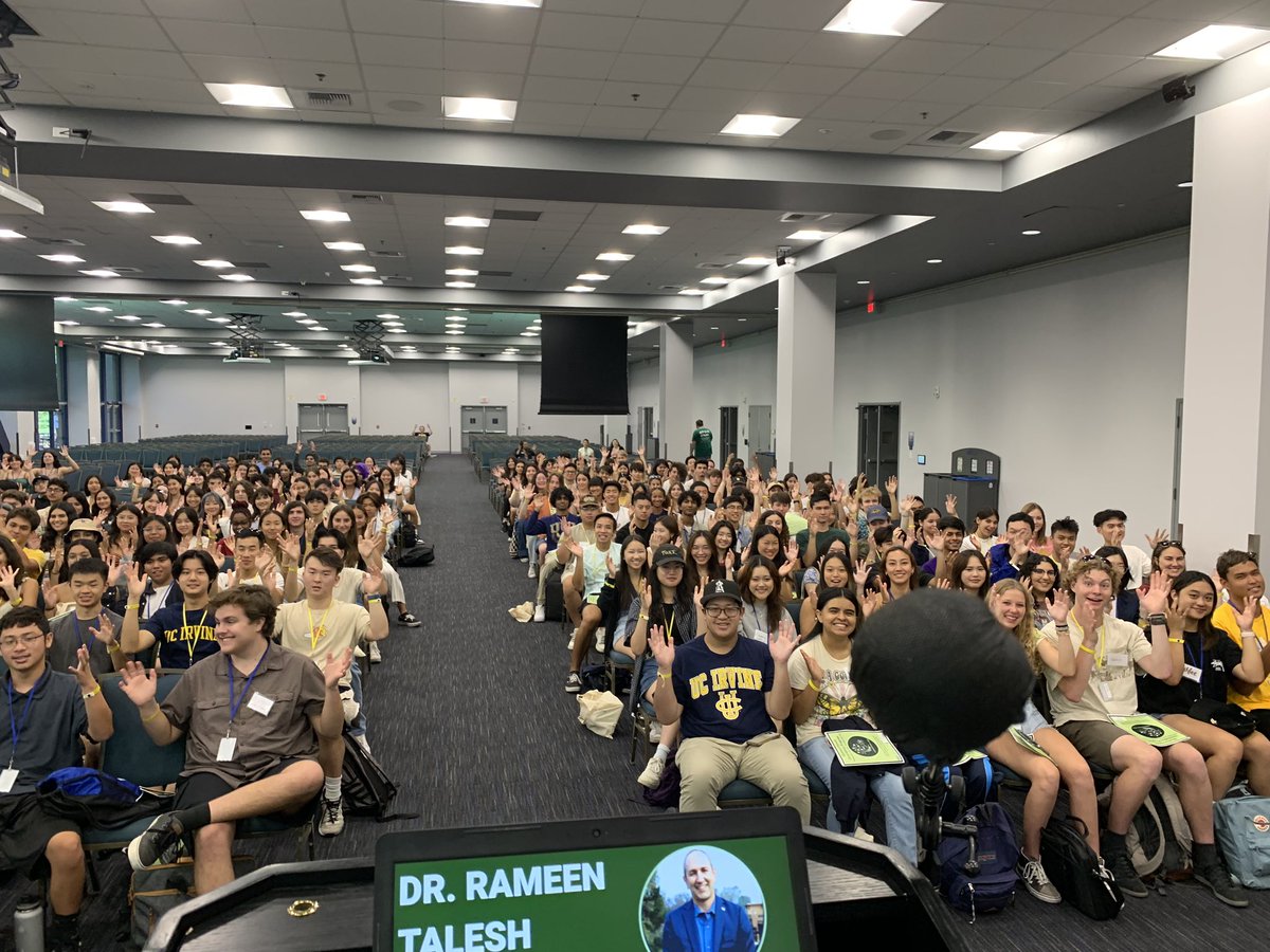 SPOP #1 today! New class raising their hands! <a href="/UCIrvine/">UC Irvine</a>