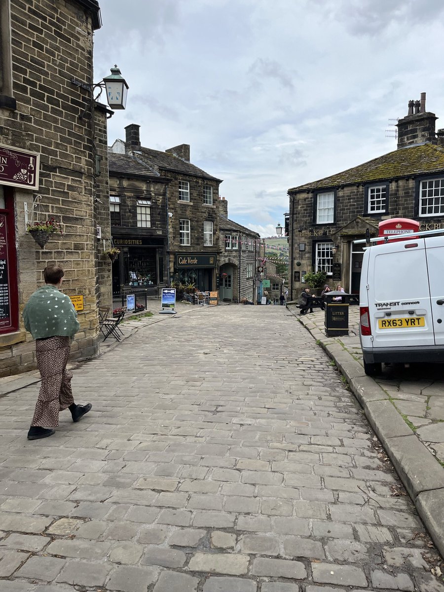 KT79979722's tweet photo. Great day yesterday at Haworth and Brontë Parsonage &amp; Museum investigating the Heritage Industries. https://t.co/gwcI7cRZPb