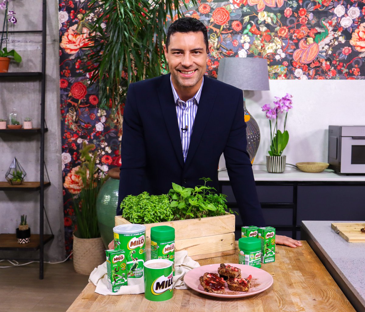 expressoshow's tweet photo. Parents, what breakfast do you serve your kids when they need that extra boost to be the champions they were born to be? ๐ฝ๏ธ๐
Don't forget to show off your young ones in sporty action, tagging @MiloSouthAfrica and using #MustBeAMiloMorning. #ExpressoShow https://t.co/EFY32VX35n