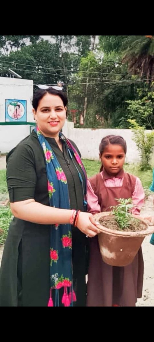 🪴🪴 सावन का महीना है। 🪴🪴

पेड़ पौधे लगाकर धरती को हरा भरा बनाइए।
हरी भरी धरती हमारे मन को प्रसन्न चित्त रखती है।
🌹🌹🌹🌹🌹🌹🌹🌹🌹🌹🌹🌹🌹