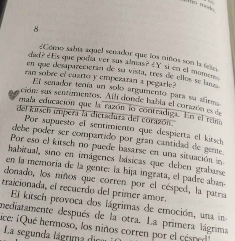 “Allí donde habla el corazón es de mala educación que la razón lo contradiga.”

- Milan Kundera