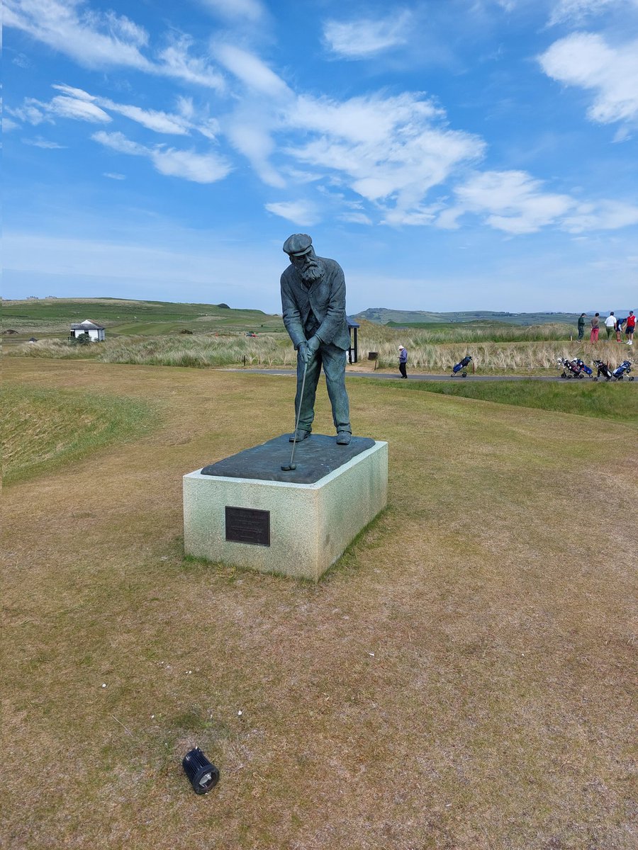 Dave Kinsella tweet media