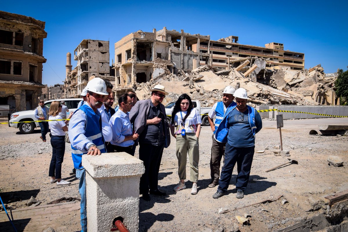 UNinSyria's tweet photo. The Austrian Head of Mission travelled to Deir Ezzor to better understand the current situation, meet with stakeholders, visited activities, and engaged with beneficiaries supported by the UN #JointProgramme on Urban & Rural #Resilience, funded by Norway, Italy and the EU https://t.co/4Dlb3WpHyP