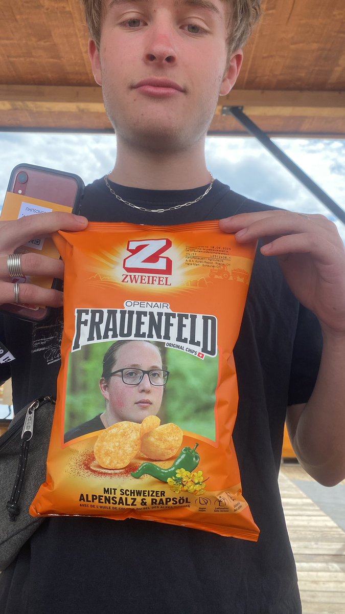 Mart_two tweet media