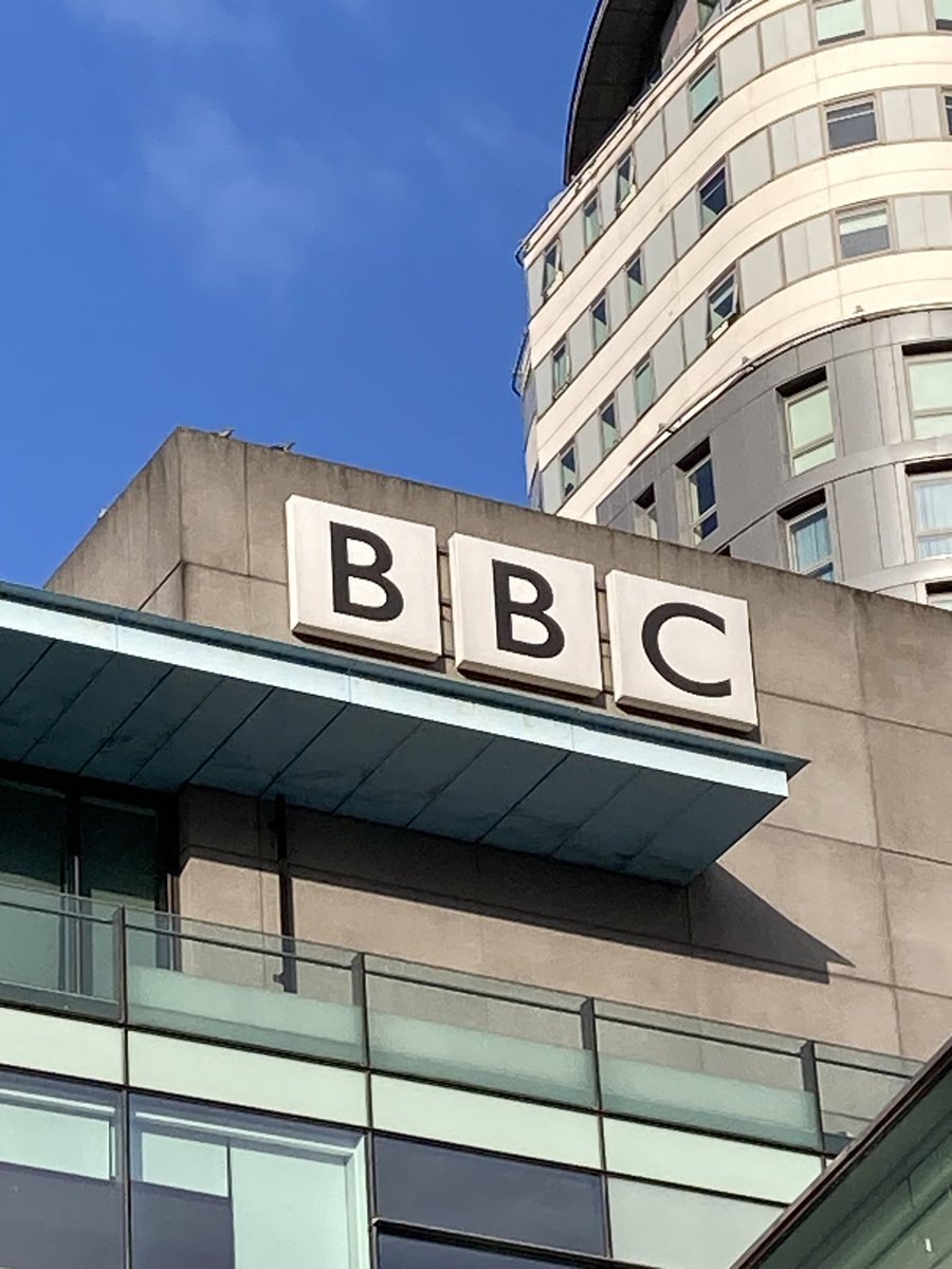 Really excited to be in Manchester this morning for <a href="/MDUK_News/">Muscular Dystrophy UK</a> to talk to <a href="/BBCBreakfast/">BBC Breakfast</a> about  <a href="/ChangingPlaceUK/">Changing Places UK</a> toilets and why their provision is so vital to some of our community