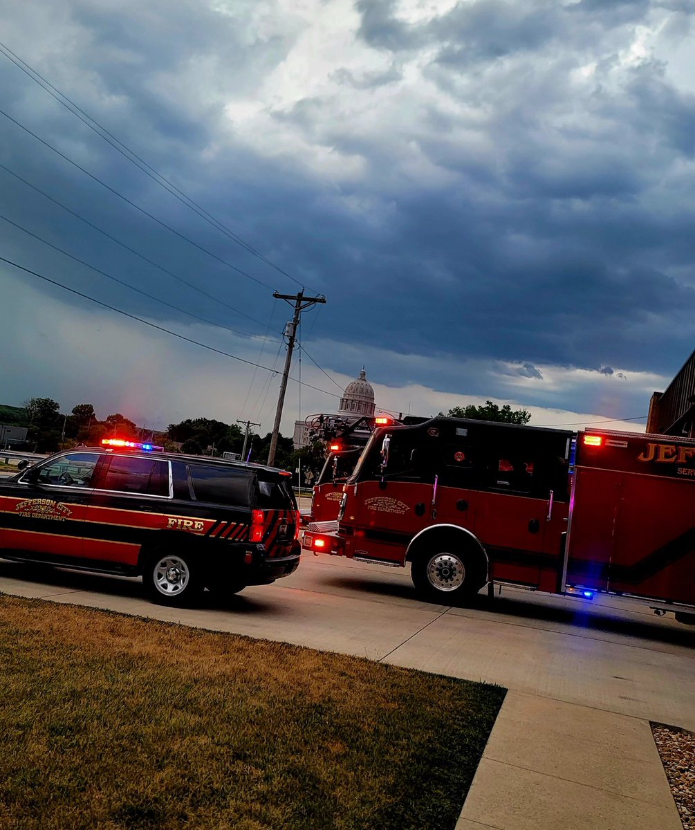 CarrieTergin's tweet photo. These women made history as the first all female Engine crew at #JCFD. Congratulations Engine 1 and great work ladies! Lisa Layton-Brinker, Marilee Veit and Abigail Tarpein Jefferson City Fire Department @JeffersonCityFD π https://t.co/XD08vi7s9v
