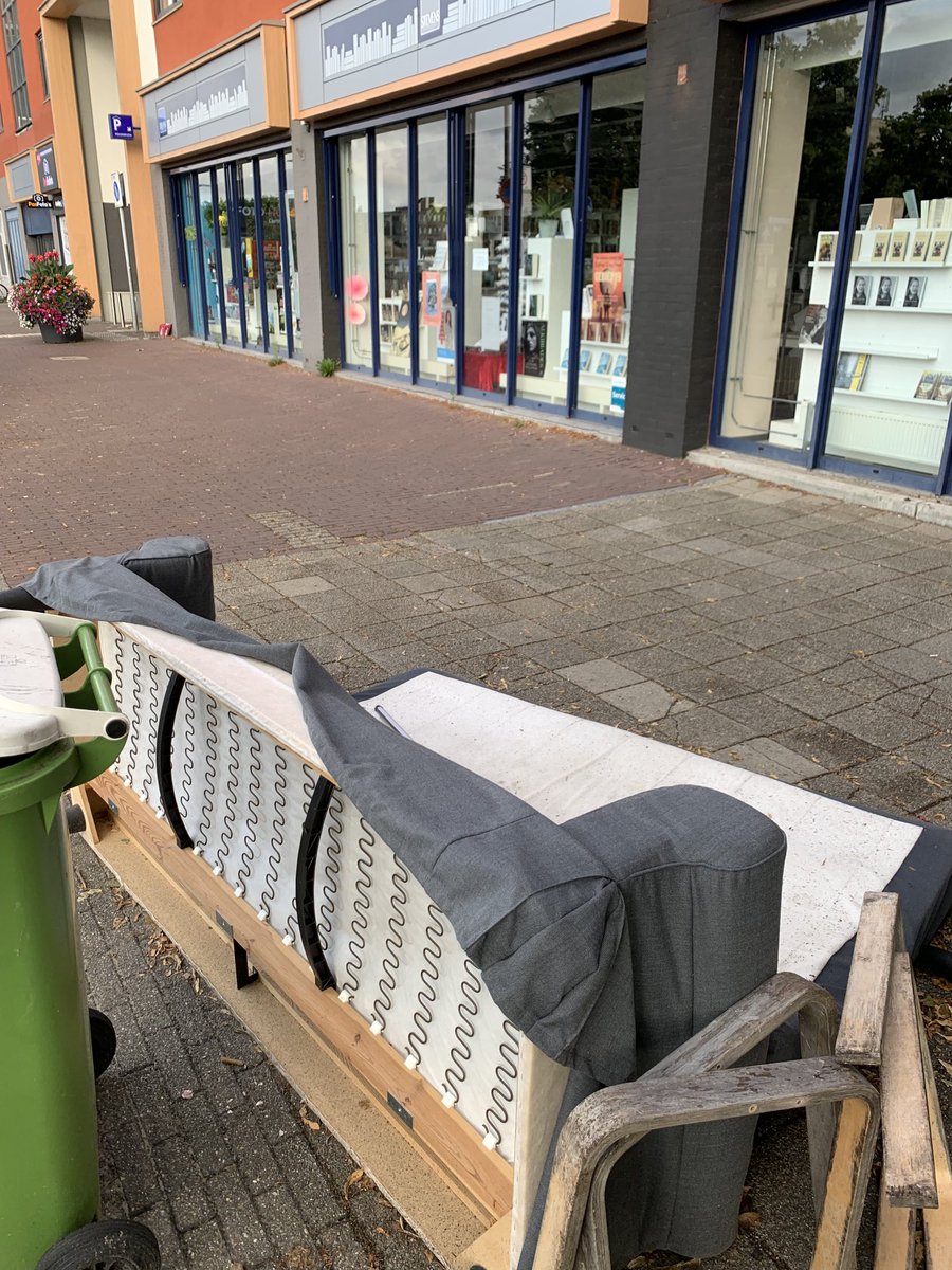 ⁦<a href="/meerlanden/">Meerlanden</a>⁩ Het fleurt de boel niet echt op, vind ik.