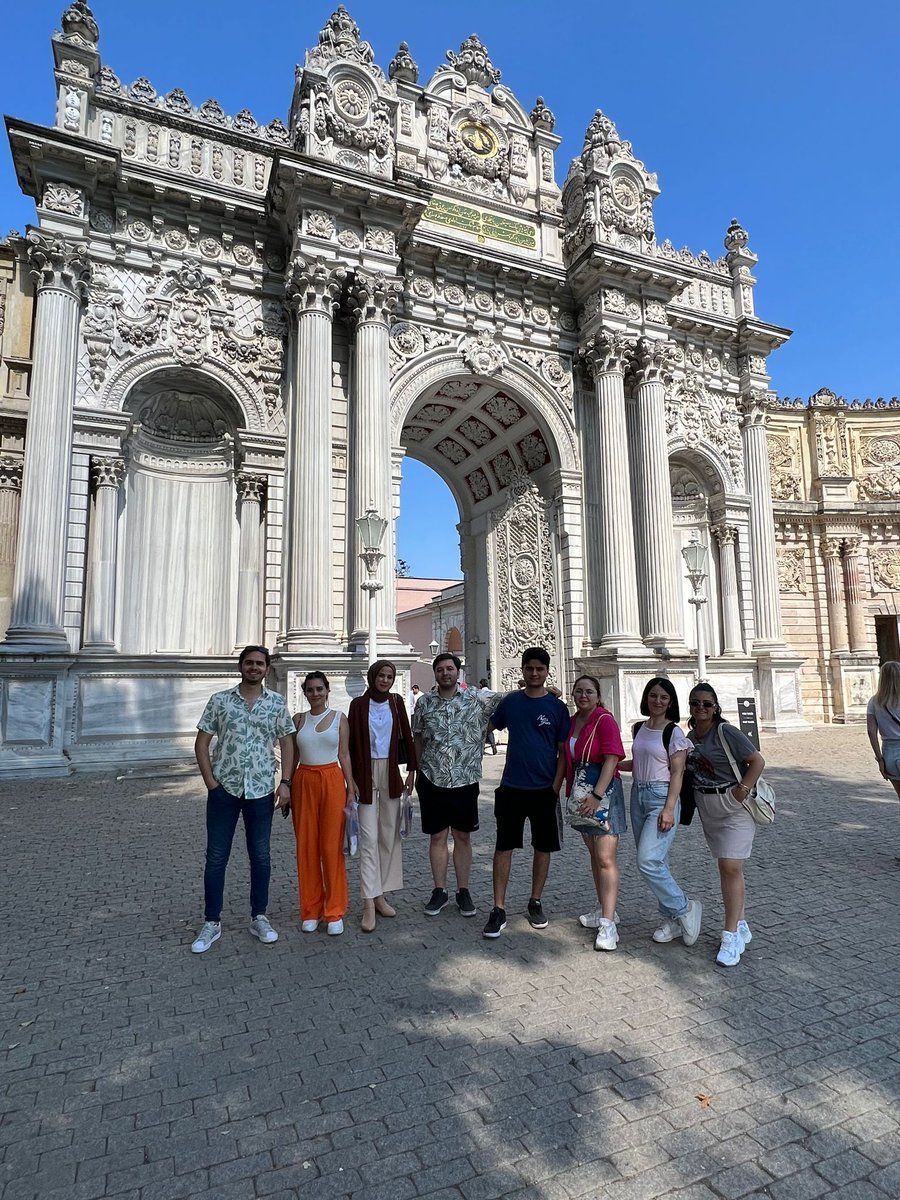 indexgrup's tweet image. Anadolu’nun Genç Yüzü Bilişimle Aydınlanıyor staj programımız kapsamında İstanbul kültür turumuzu gerçekleştirdik. ✨✨

Çok keyifli geçen turumuzda İstanbul’un kültürel zenginliklerini hep birlikte ziyaret ettik. 🤗

 #indexgrup #kulturturu #stajprogramı #anadolunungencyuzu