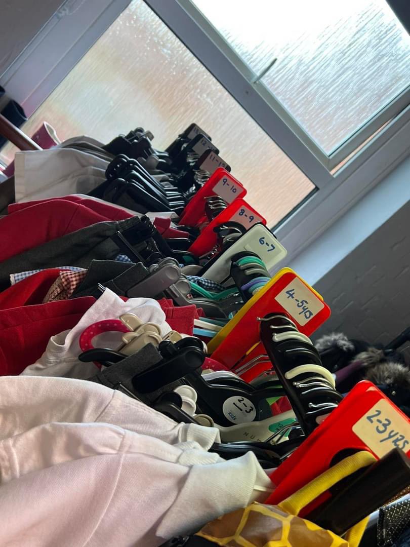 bumps_beyond's tweet photo. We are open today 9.30-1.30 . Pop in , we have loads of summer clothing , we have 2 white toddler beds and  1 wooden cot bed all with mattresses . We work on a first come first served basis . We will not reserve any item.
The Bumps &amp; Beyond Team 😊🌈 https://t.co/SLhxrcRHte