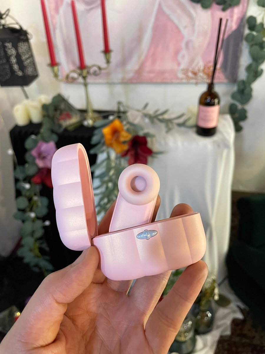 모모샵 오프라인 매장에 핑크팟이 입고되었어요!
오늘부터 직접 보시고 구매하실 수 있답니다.😍